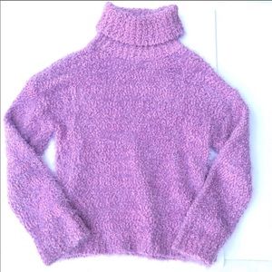NWOT FUZZY KNIT LAVENDER LILAC TURTLENECK TOP